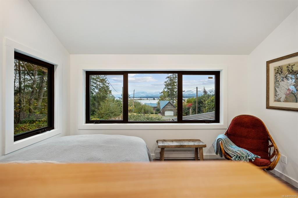 1304 Midden Road, Comox, BC, V9M 2R6 - 33