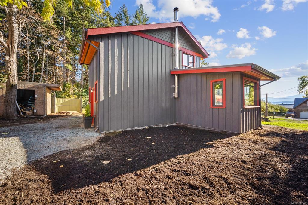 1304 Midden Road, Comox, BC, V9M 2R6 - 41