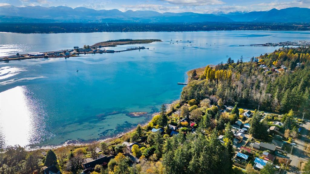 1304 Midden Road, Comox, BC, V9M 2R6 - 48