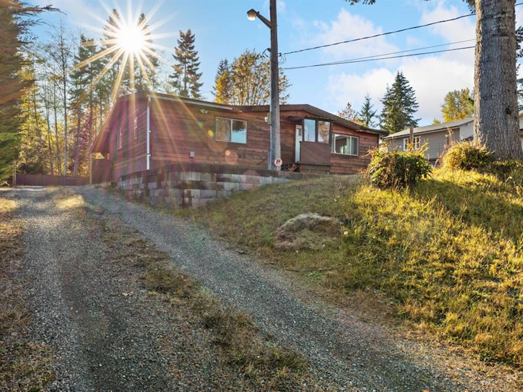 3090 Bood Road, Courtenay, BC, V9N 9L8 - 2
