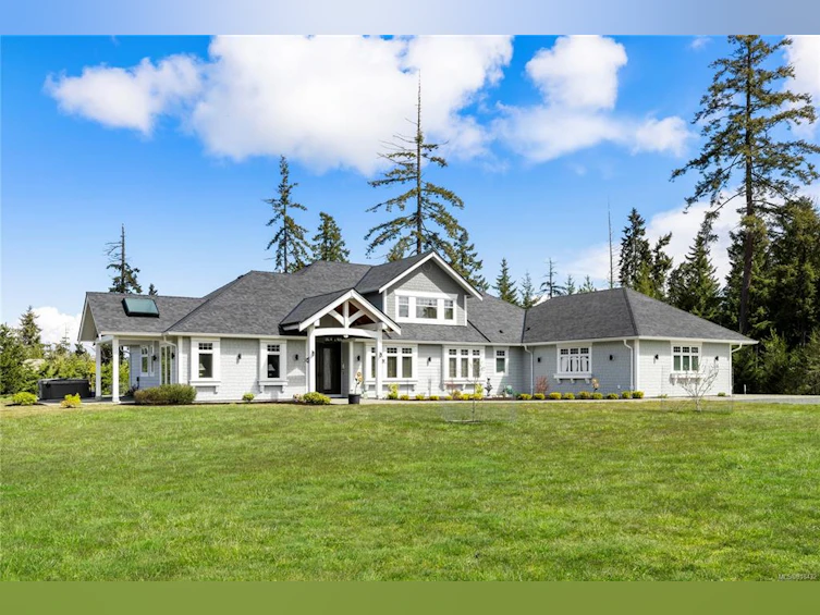1045 Matuka Drive, Nanoose, BC, V9P 9L3