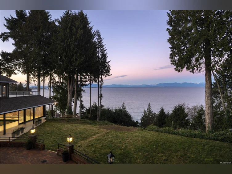 6936 Dickinson Road, Nanaimo, BC, V0R 2H0