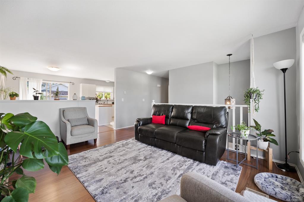 2555 Kilpatrick Avenue, Courtenay, BC, V9N 8K6 - 3