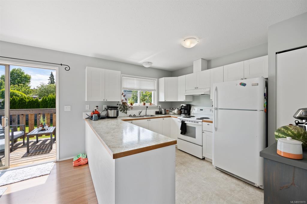 2555 Kilpatrick Avenue, Courtenay, BC, V9N 8K6 - 8