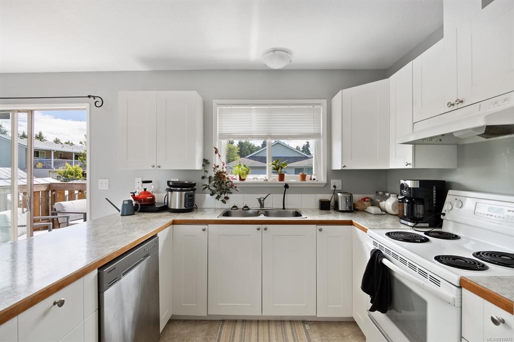 2555 Kilpatrick Avenue, Courtenay, BC, V9N 8K6 - 9