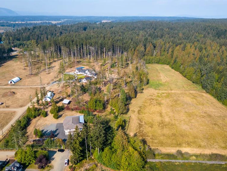 5140 Willis Way, Courtenay, BC, V9J 1L7 - 2