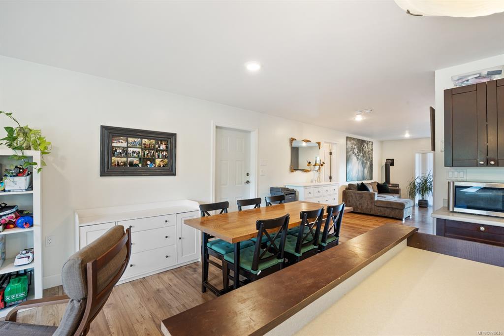 5140 Willis Way, Courtenay, BC, V9J 1L7 - 8