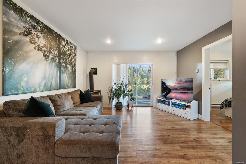 5140 Willis Way, Courtenay, BC, V9J 1L7 - 9