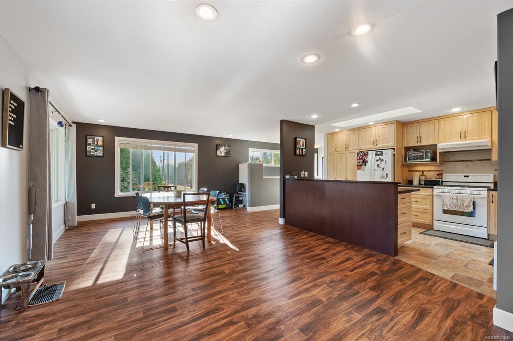 5140 Willis Way, Courtenay, BC, V9J 1L7 - 19