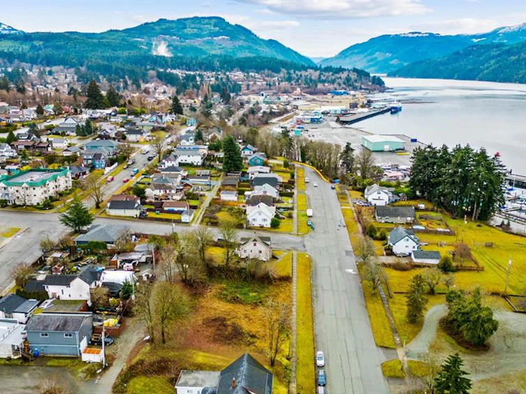 3035 Kingsway Avenue, Port Alberni, BC, V9Y 1X7 - 2