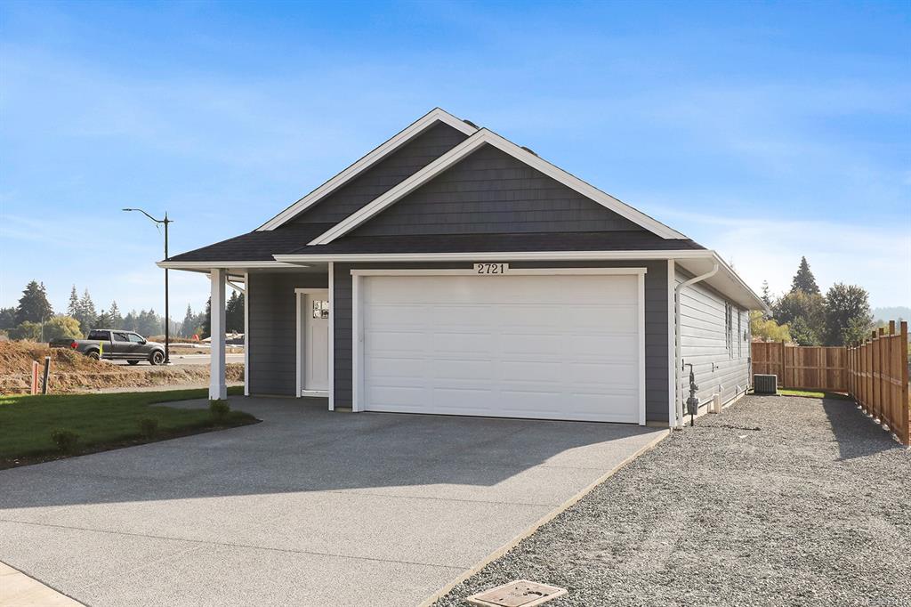 2721 Maple Street, Cumberland, BC, V0R 1S0 - 2