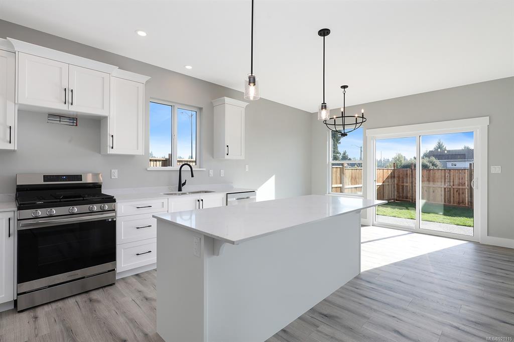 2721 Maple Street, Cumberland, BC, V0R 1S0 - 13