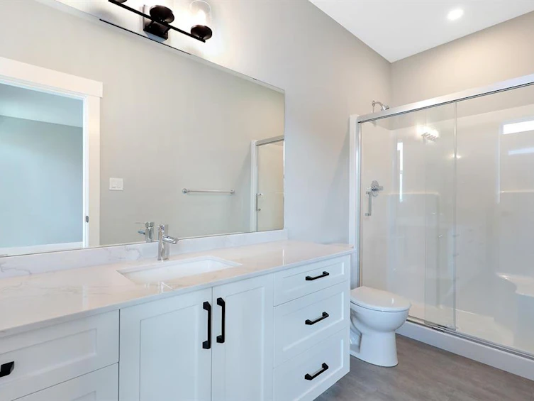 2721 Maple Street, Cumberland, BC, V0R 1S0 - 17