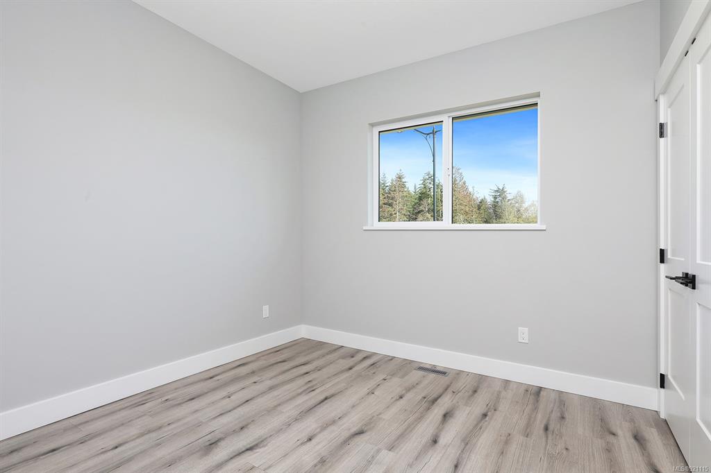 2721 Maple Street, Cumberland, BC, V0R 1S0 - 20
