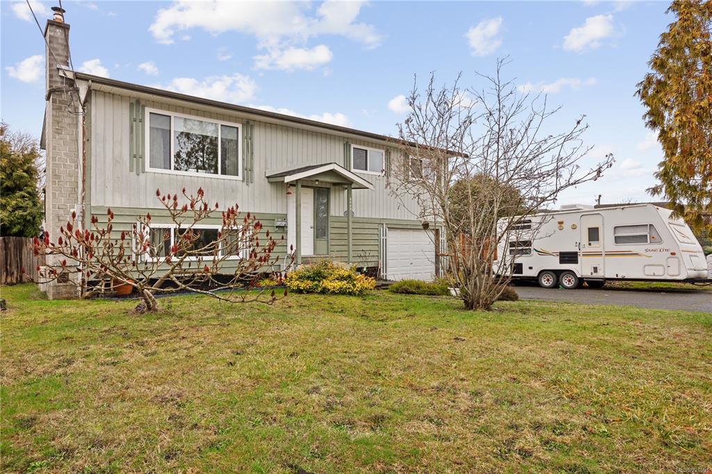 2450 Grant Avenue, Courtenay, BC, V9N 7M3