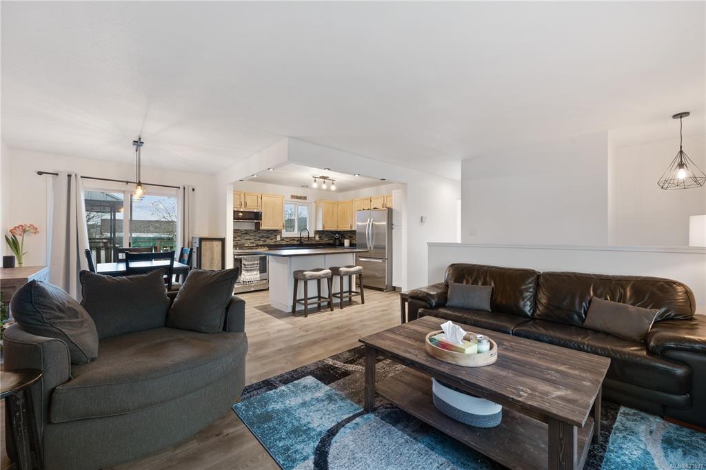 2450 Grant Avenue, Courtenay, BC, V9N 7M3 - 11