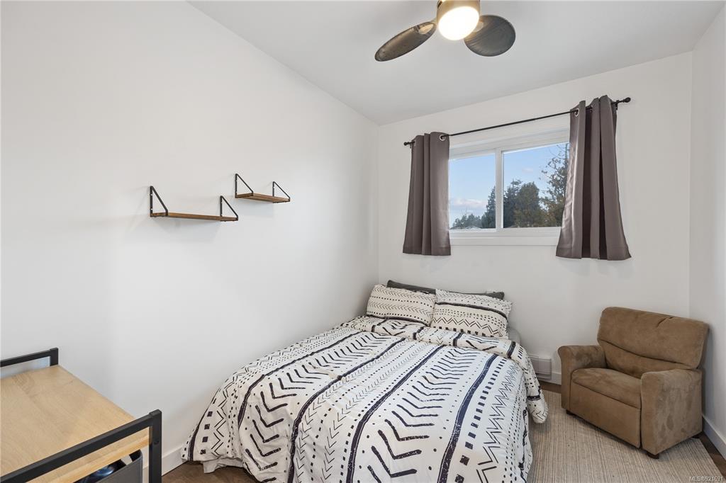 2450 Grant Avenue, Courtenay, BC, V9N 7M3 - 18
