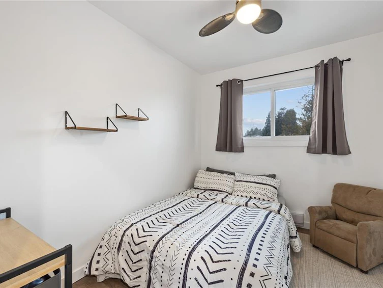 2450 Grant Avenue, Courtenay, BC, V9N 7M3 - 18