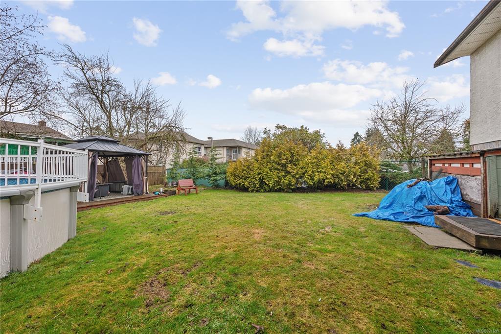 2450 Grant Avenue, Courtenay, BC, V9N 7M3 - 32