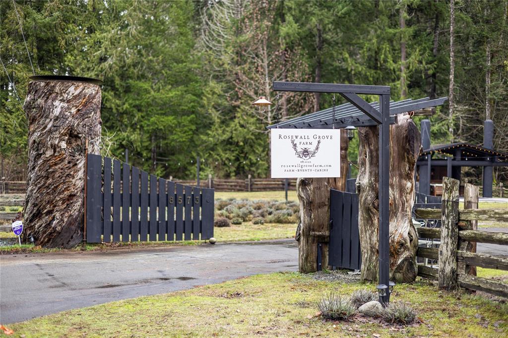 8573 Wavell Road, Fanny Bay, BC, V0R 1W0