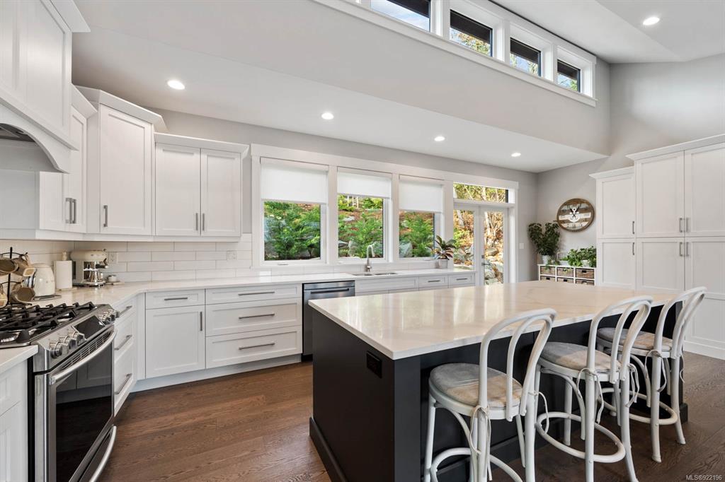 3579 Collingwood Drive, Fairwinds, BC, V9P 9G4 - 9