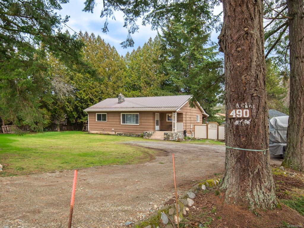 490 Anderton Road, Comox, BC, V9M 2A5