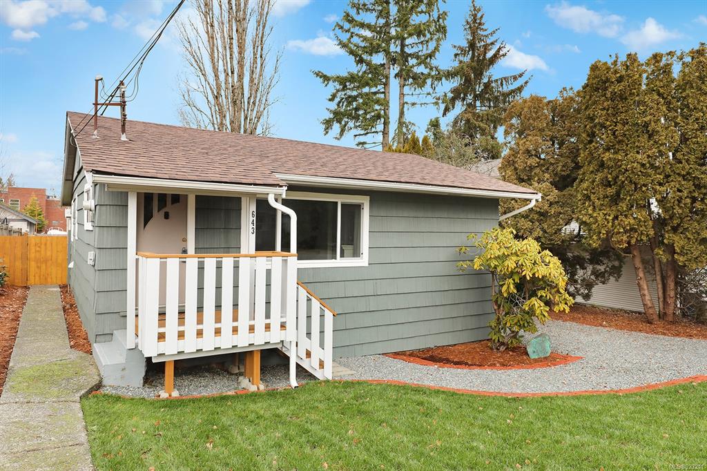 643 11th Street, Courtenay, BC, V9N 1S9