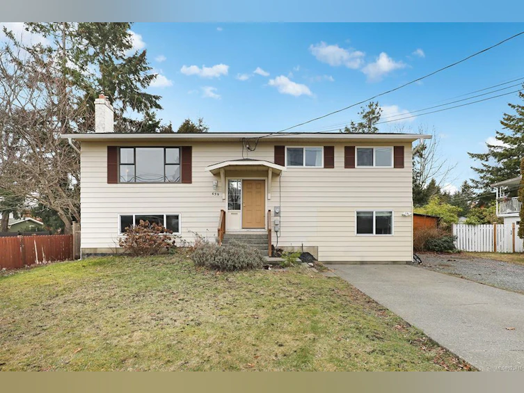 639 Torrence Road, Comox, BC, V9M 3H6