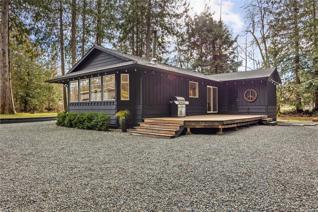 2933 Baird Road, Cumberland, BC, V9N 9N6 - 3