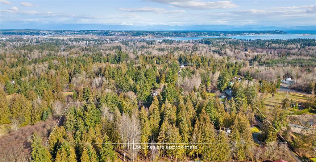 2933 Baird Road, Cumberland, BC, V9N 9N6 - 4