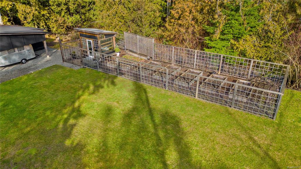 2933 Baird Road, Cumberland, BC, V9N 9N6 - 6