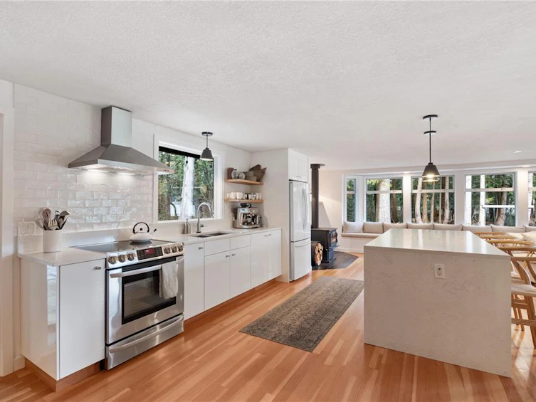 2933 Baird Road, Cumberland, BC, V9N 9N6 - 20