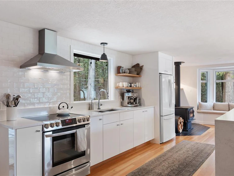 2933 Baird Road, Cumberland, BC, V9N 9N6 - 21