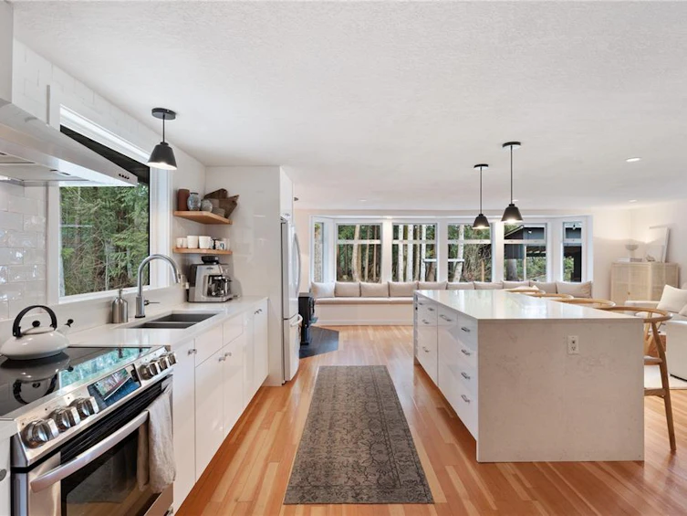 2933 Baird Road, Cumberland, BC, V9N 9N6 - 22