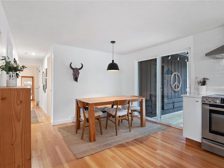 2933 Baird Road, Cumberland, BC, V9N 9N6 - 26