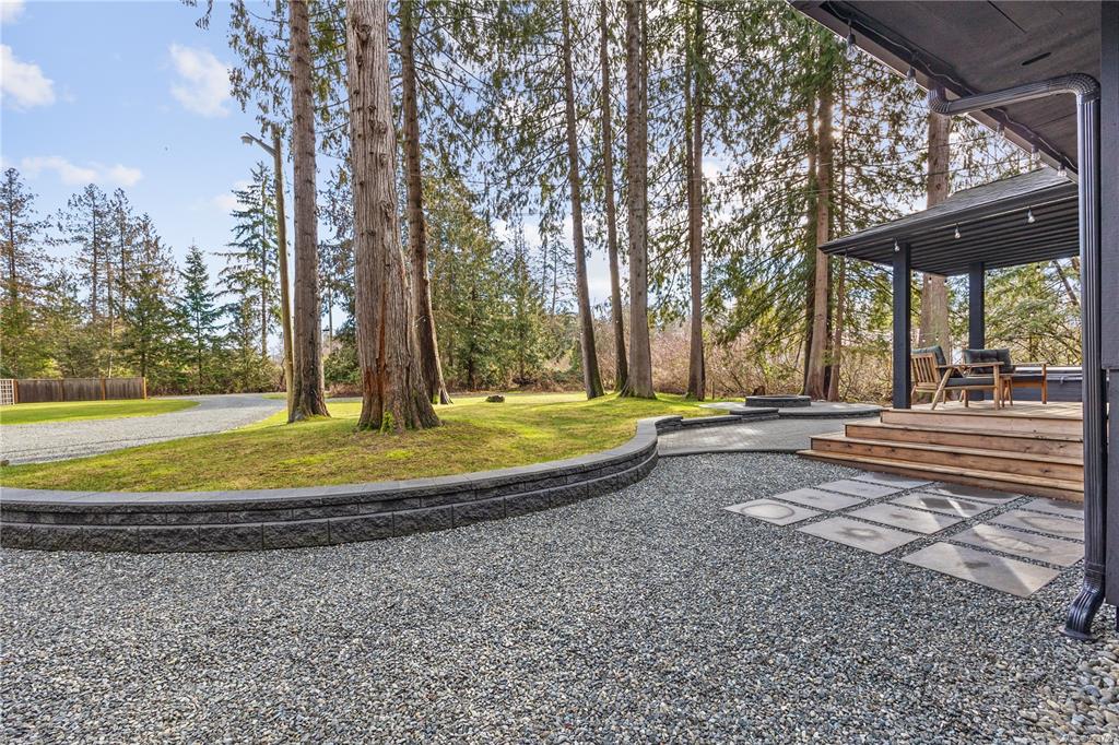 2933 Baird Road, Cumberland, BC, V9N 9N6 - 44