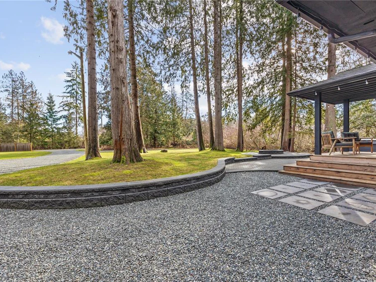 2933 Baird Road, Cumberland, BC, V9N 9N6 - 44