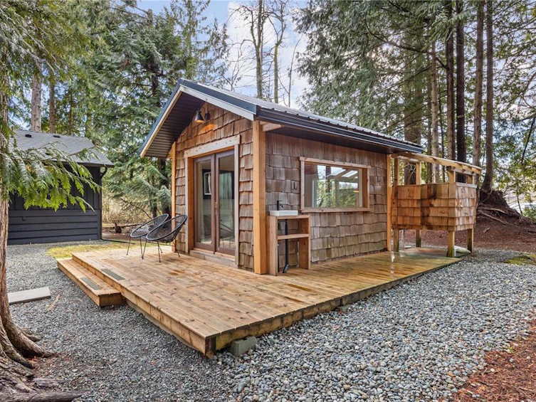 2933 Baird Road, Cumberland, BC, V9N 9N6 - 49