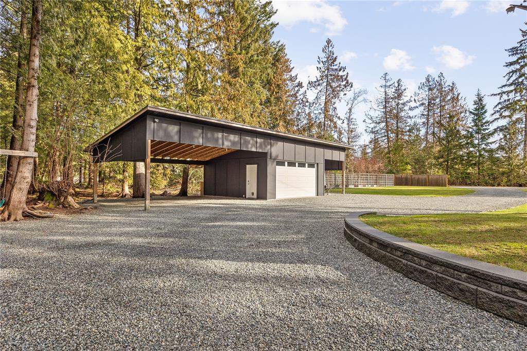2933 Baird Road, Cumberland, BC, V9N 9N6 - 55