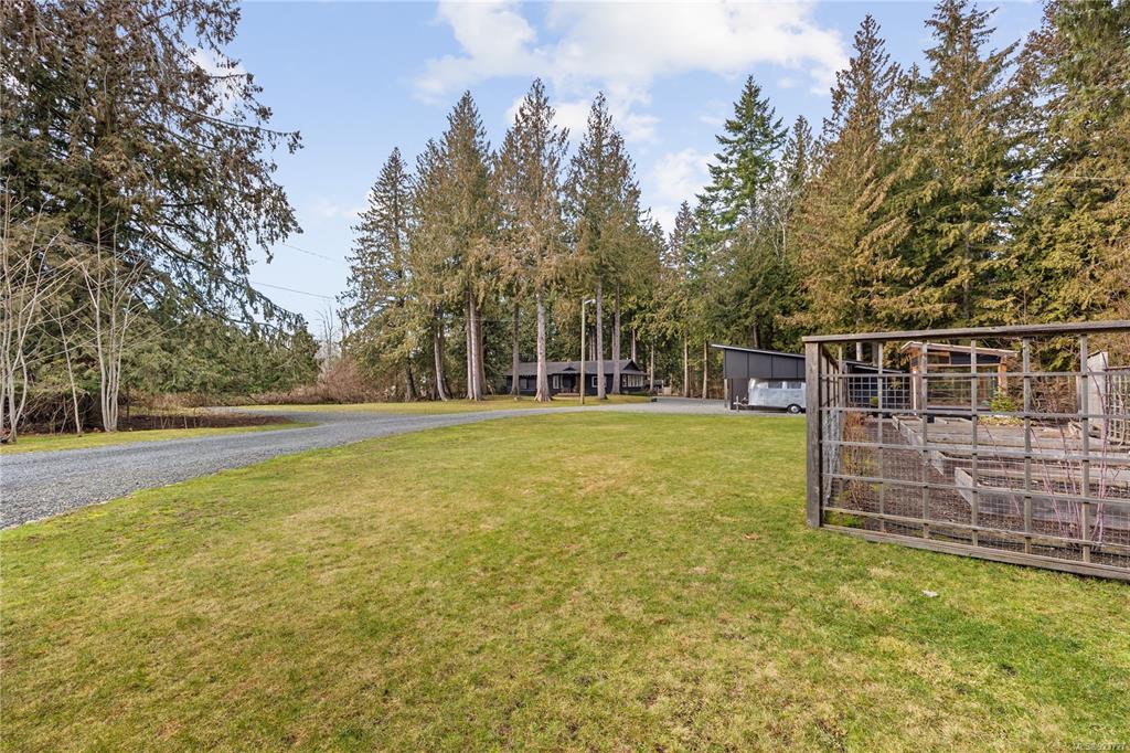 2933 Baird Road, Cumberland, BC, V9N 9N6 - 63