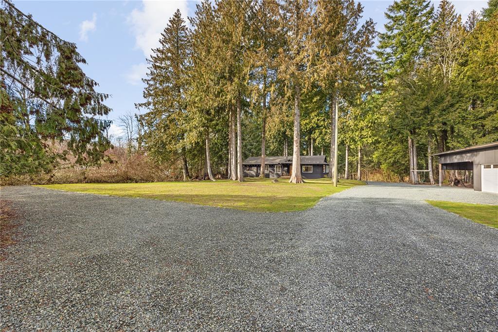 2933 Baird Road, Cumberland, BC, V9N 9N6 - 66