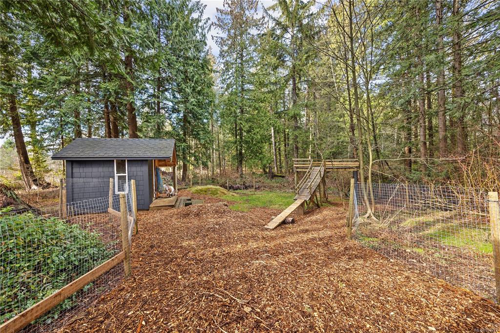 2933 Baird Road, Cumberland, BC, V9N 9N6 - 67