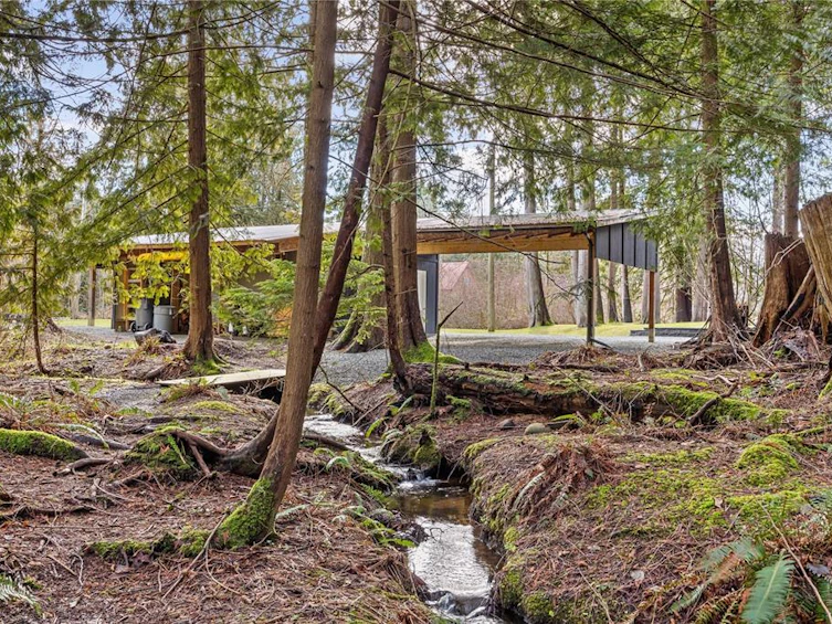 2933 Baird Road, Cumberland, BC, V9N 9N6 - 75