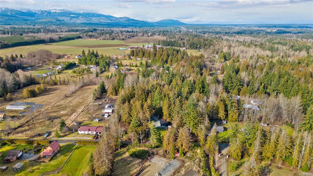2933 Baird Road, Cumberland, BC, V9N 9N6 - 76