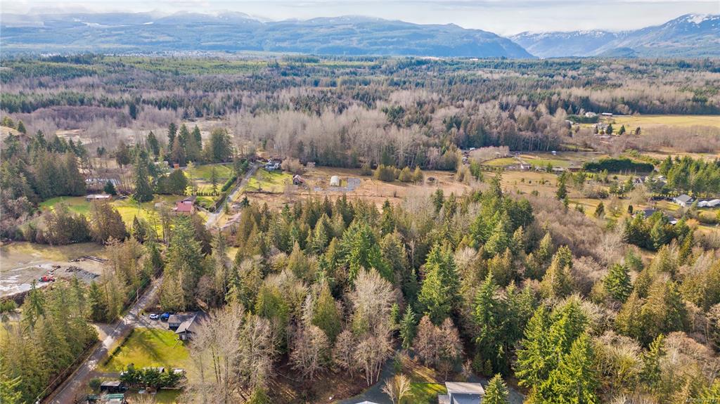2933 Baird Road, Cumberland, BC, V9N 9N6 - 78