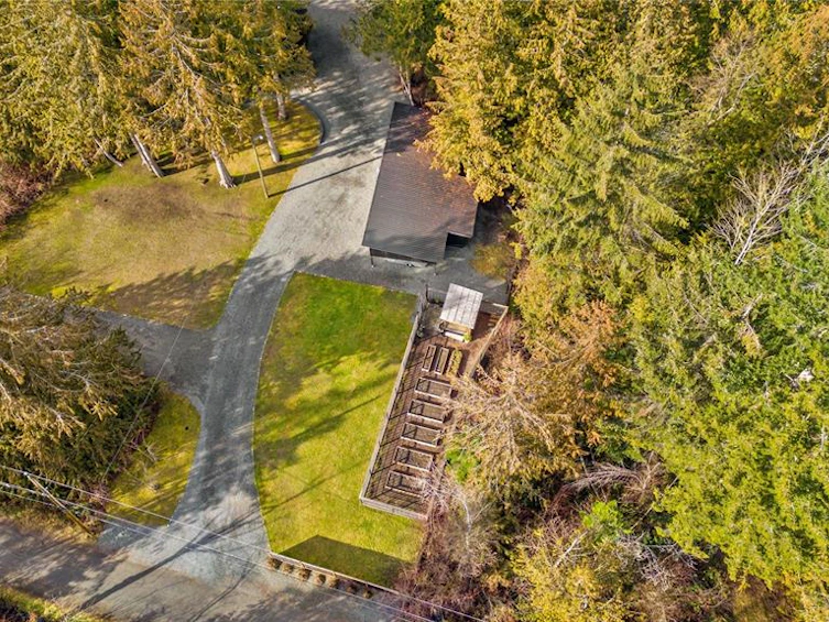 2933 Baird Road, Cumberland, BC, V9N 9N6 - 81
