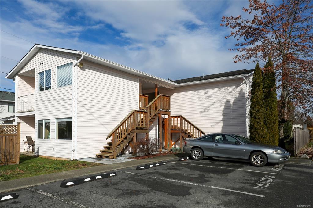 205-1111 Edgett Road, Courtenay, BC, V9N 8P2