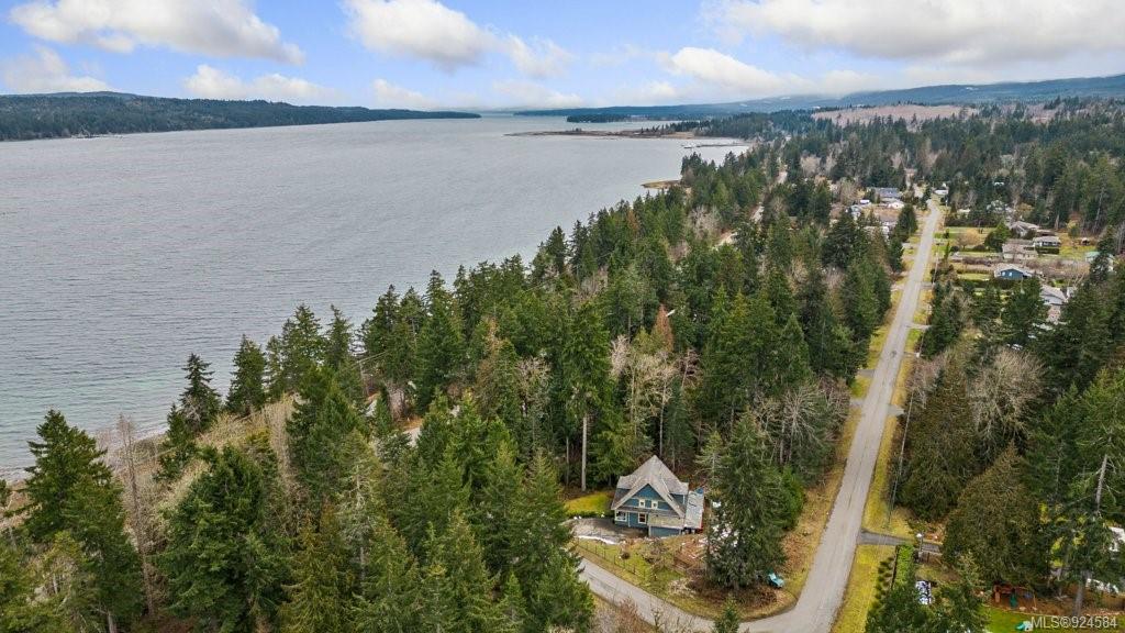 6470 Mystery Beach Road, Union Bay, BC, V0R 1W0 - 7