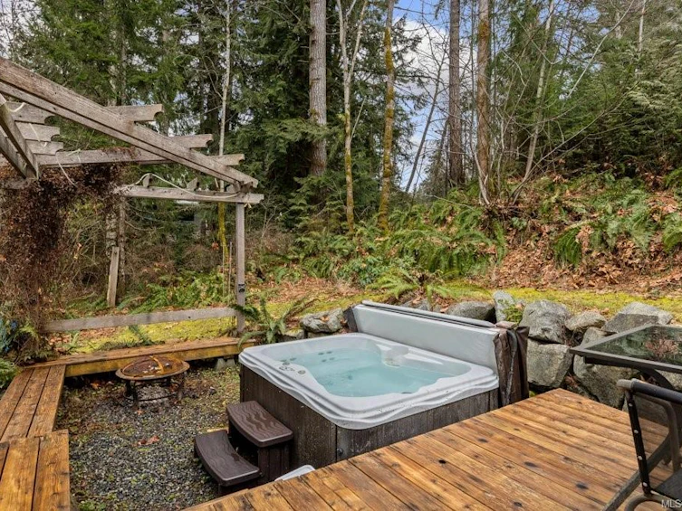 6470 Mystery Beach Road, Union Bay, BC, V0R 1W0 - 39