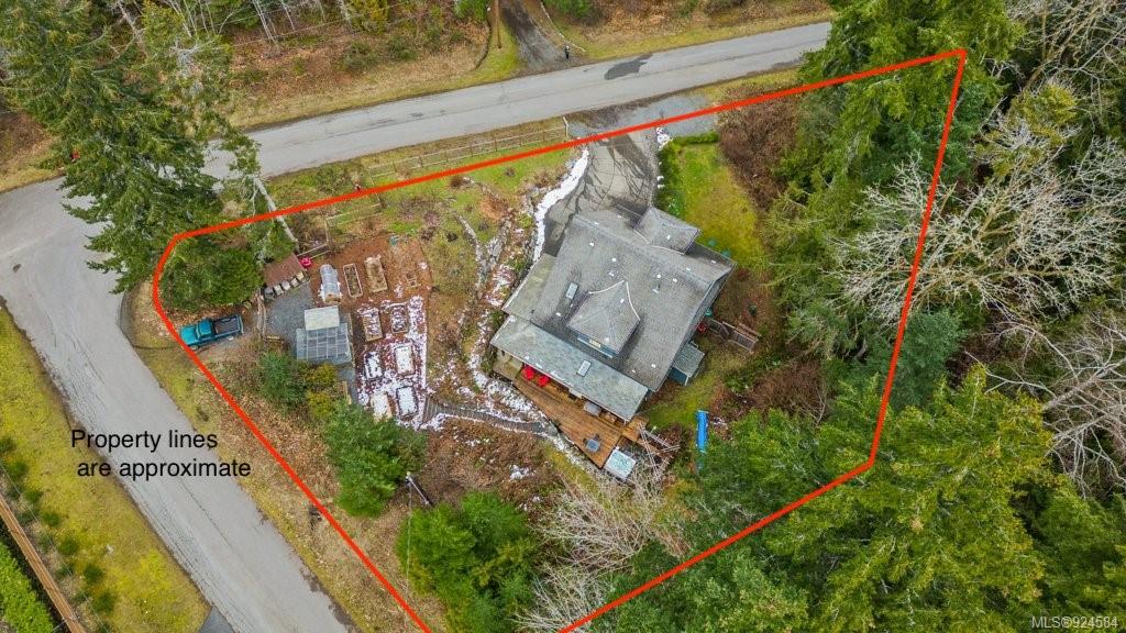 6470 Mystery Beach Road, Union Bay, BC, V0R 1W0 - 41